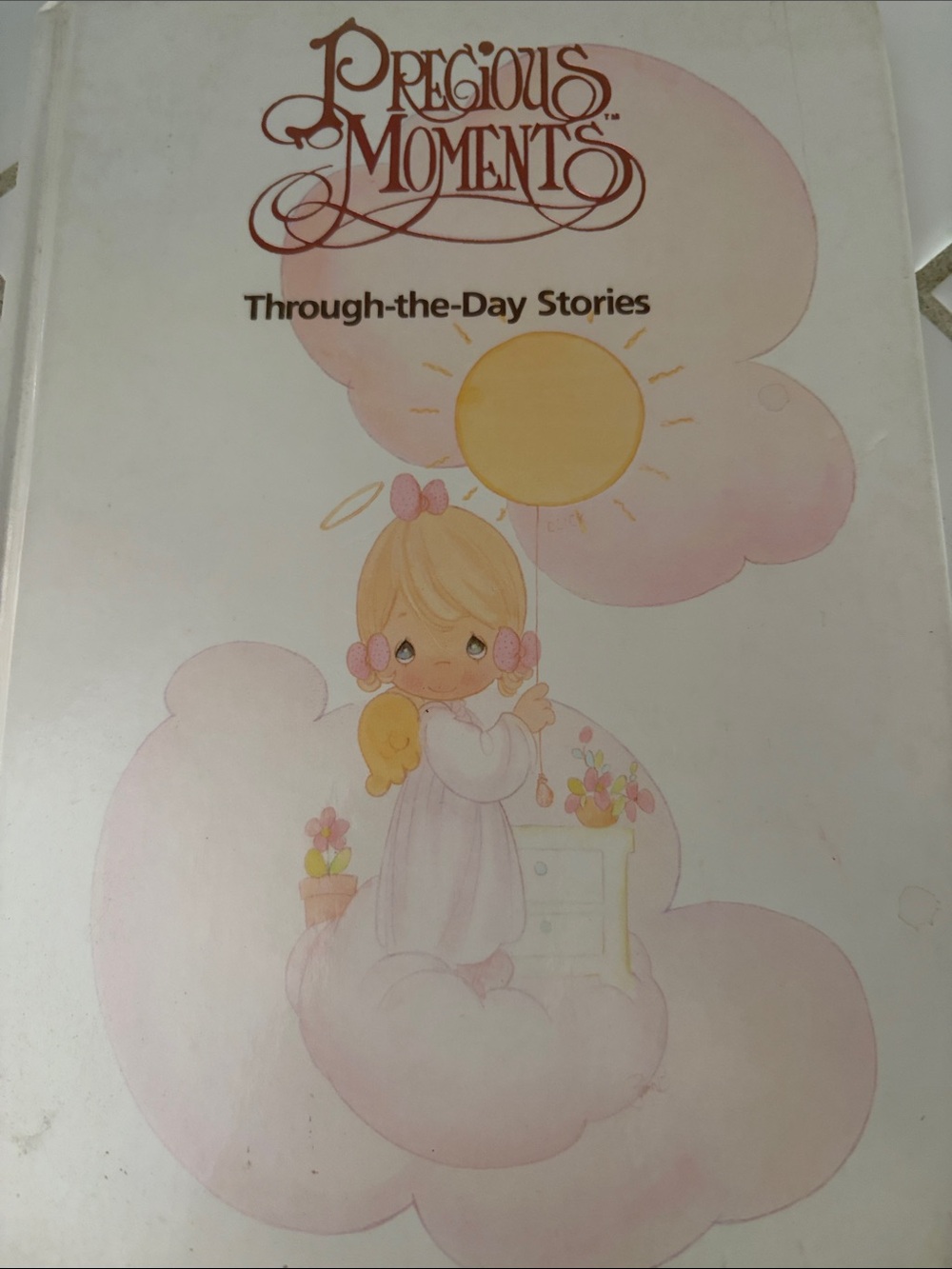 Precious Moments Angels Illustration — Cream, Yellow & Pink Accents